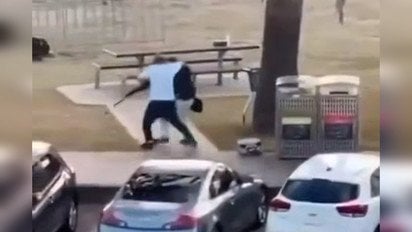 Стрілянина в Австралії: стрілка знешкодили перехожі