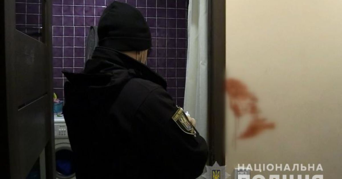В Киеве 18-летний парень проткнул ножом шею знакомому