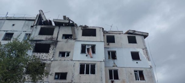 Наслідки удару по Херсонщині авіабомбами / © Голова Херсонської ОВА Олександр Прокудін.