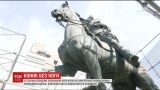 Памятнику командиру Красной армии Николаю Щорсу неизвестные отрезали ногу