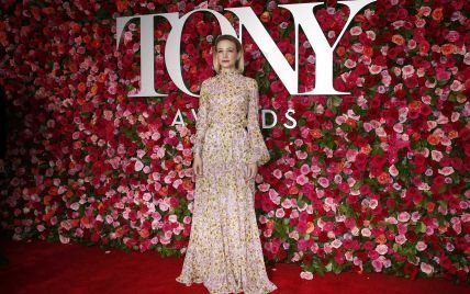 В романтичном наряде с цветочным принтом: Кэри Маллиган на красной дорожке Tony Awards - 2018