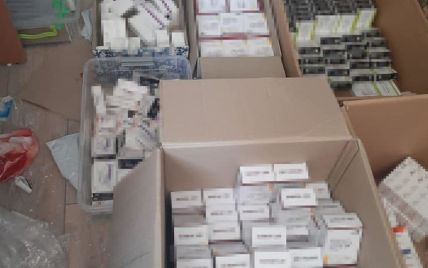 В Киеве наживались на онкобольных: продавали поддельные лекарства, которые ввозили как гумпомощь