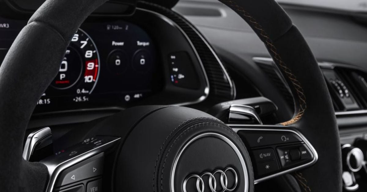 Audi R8 V10 Decennium_6 / © autoexpress