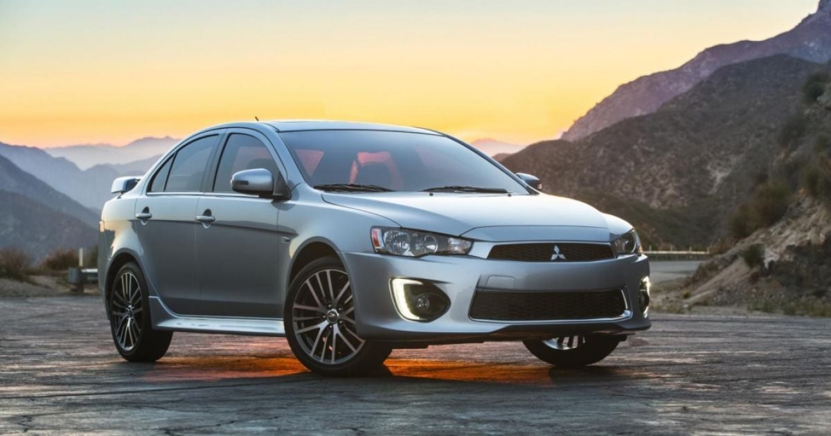Mitsubishi слегка обновила Lancer