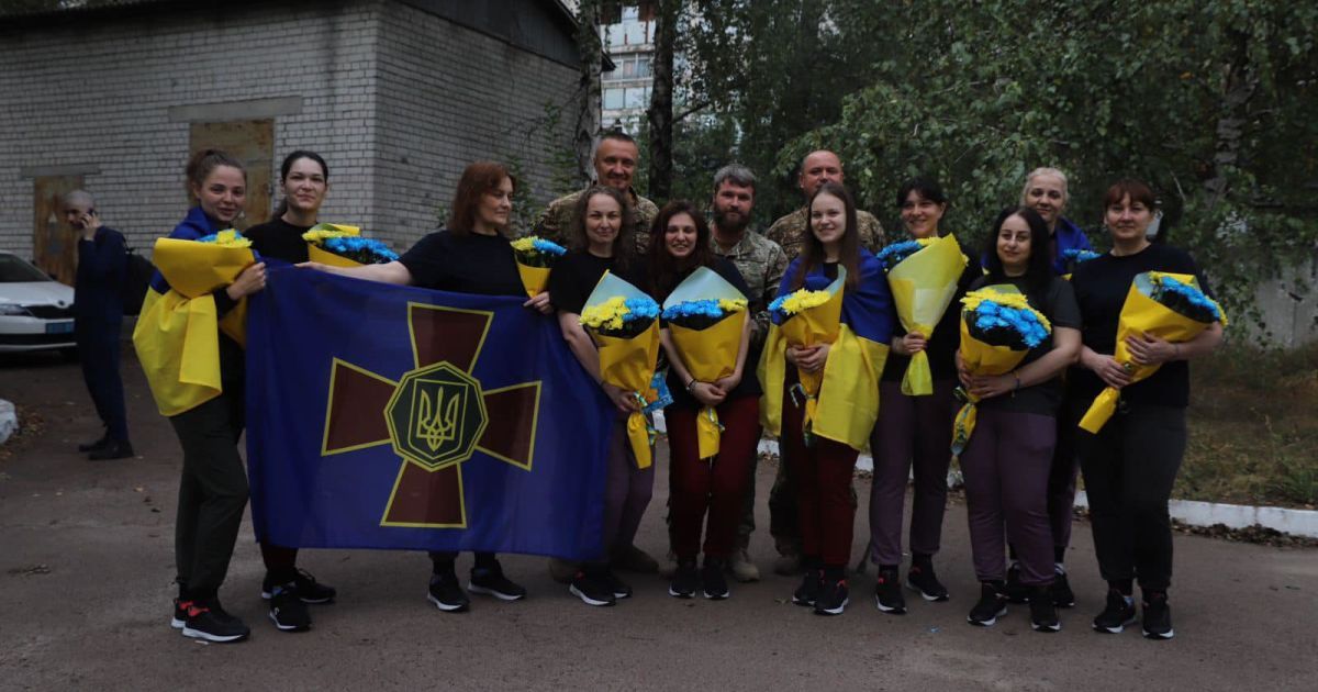 Возвращение азовцев из плена