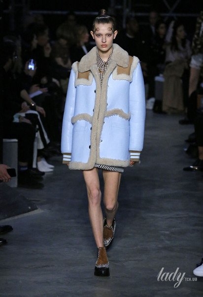 Колекція Burberry прет-а-порте сезону осінь-зима 2019-2020 / © East News