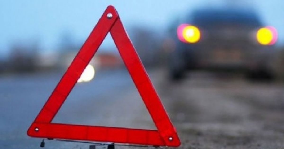 В Николаеве иномарка на полной скорости влетела в микроавтобус: есть погибшие