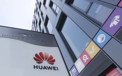 В США обвинили Huawei в воровстве технологий - СМИ