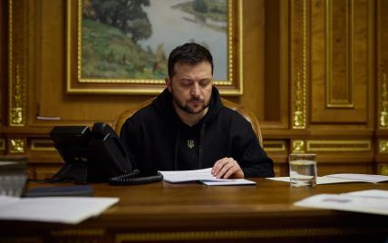 Зеленський запровадив у дію санкції проти причетних до перевезення залізницею окупантів і техніки