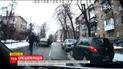 У Києві працівники карного розшуку з битками в руках затримували валютних шахраїв