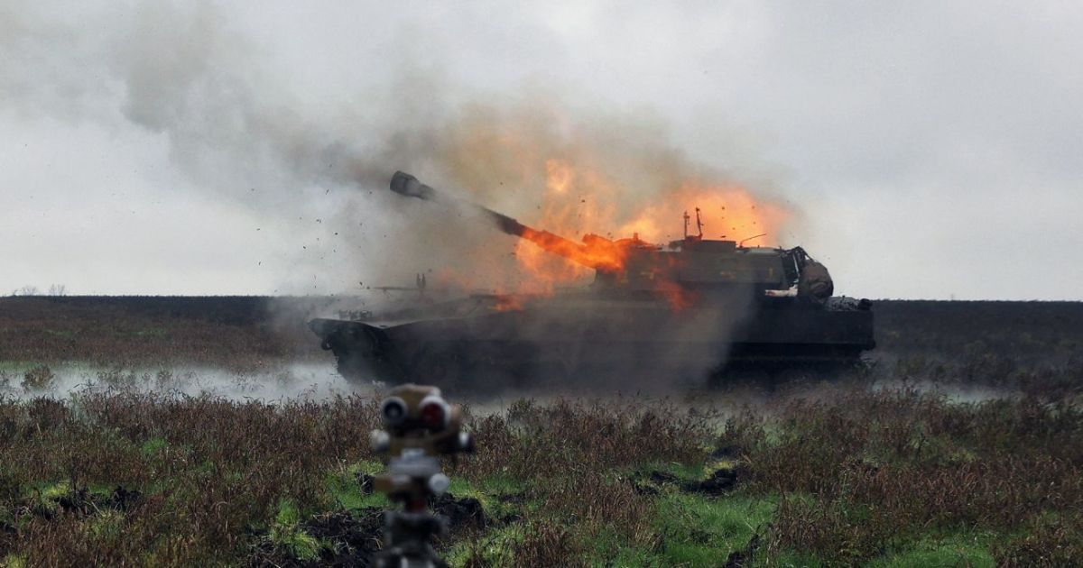 Підбита російська САУ Гвоздика