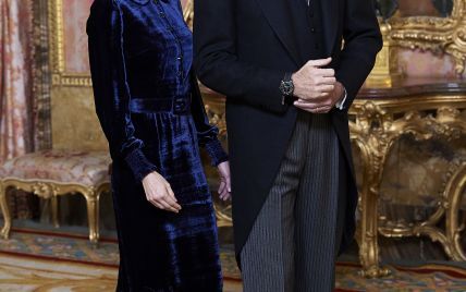 Яка красива пара: королева Летиція в оксамитовій сукні та король Філіп VI у фраку прибули на прийом
