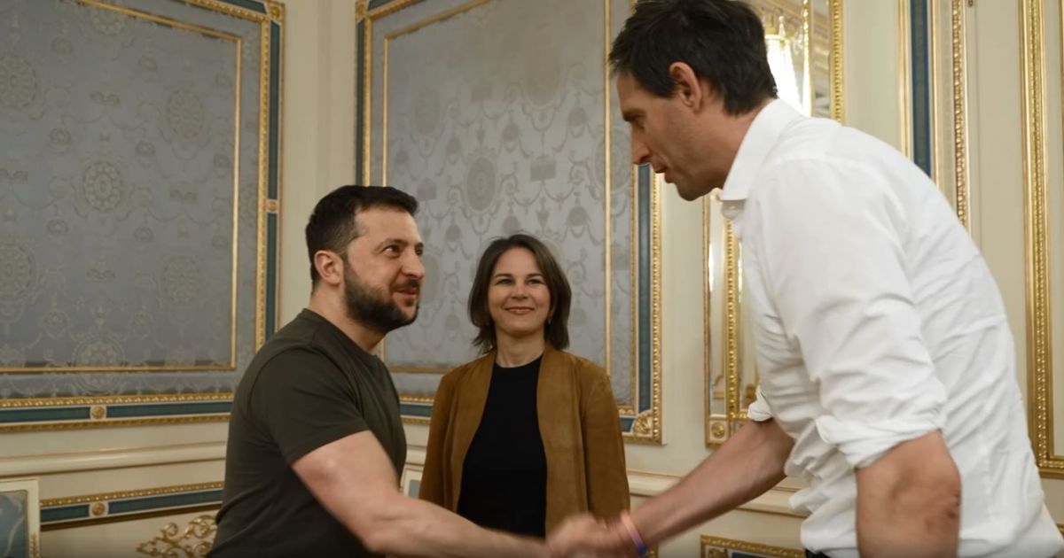 Президент України Володимир Зеленський зустрівся з міністром МЗС Німеччини Анналеною Бербок і міністром МЗС Нідерландів Вопке Гукстрою