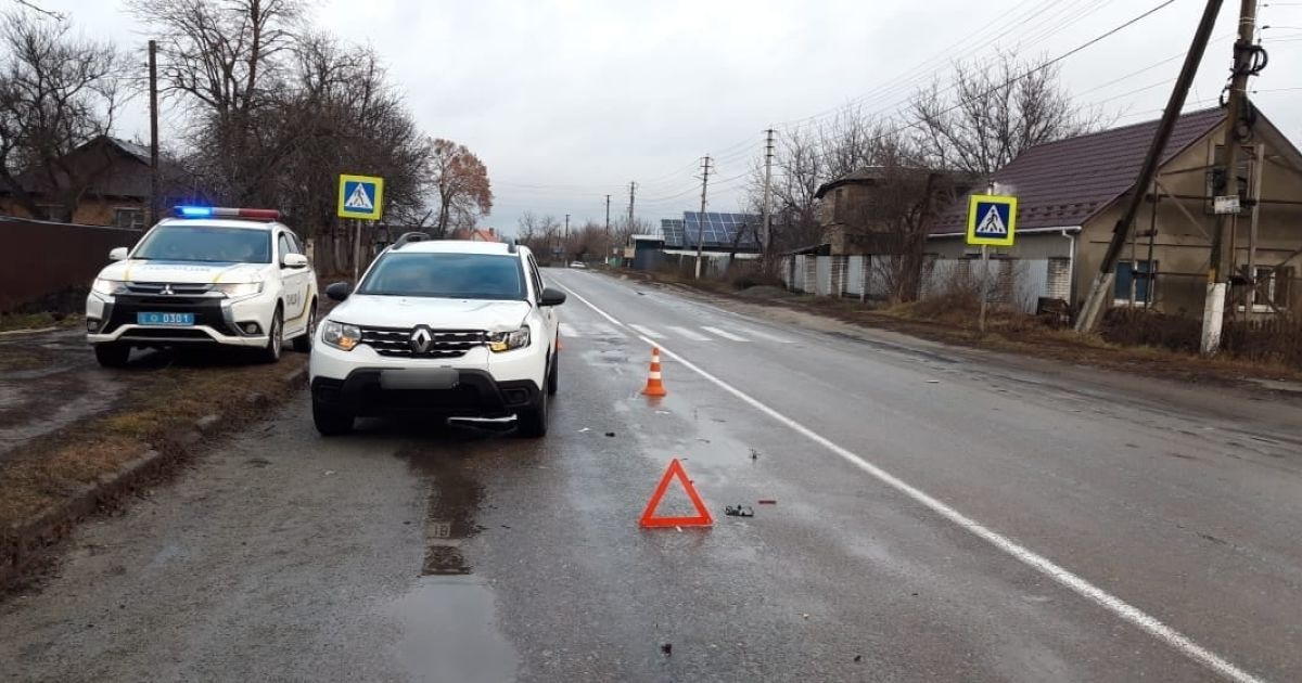Под Киевом водитель на Renault сбил женщину насмерть: подробности ДТП