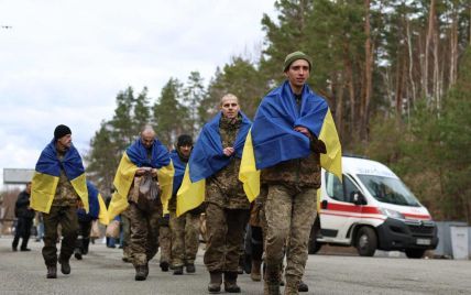 Великий обмін полоненими 19 березня: подробиці про звільнених українських військових (відео)