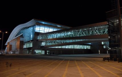 В аэропорту Тбилиси россиянин разлил ядовитое вещество: семь человек госпитализировали