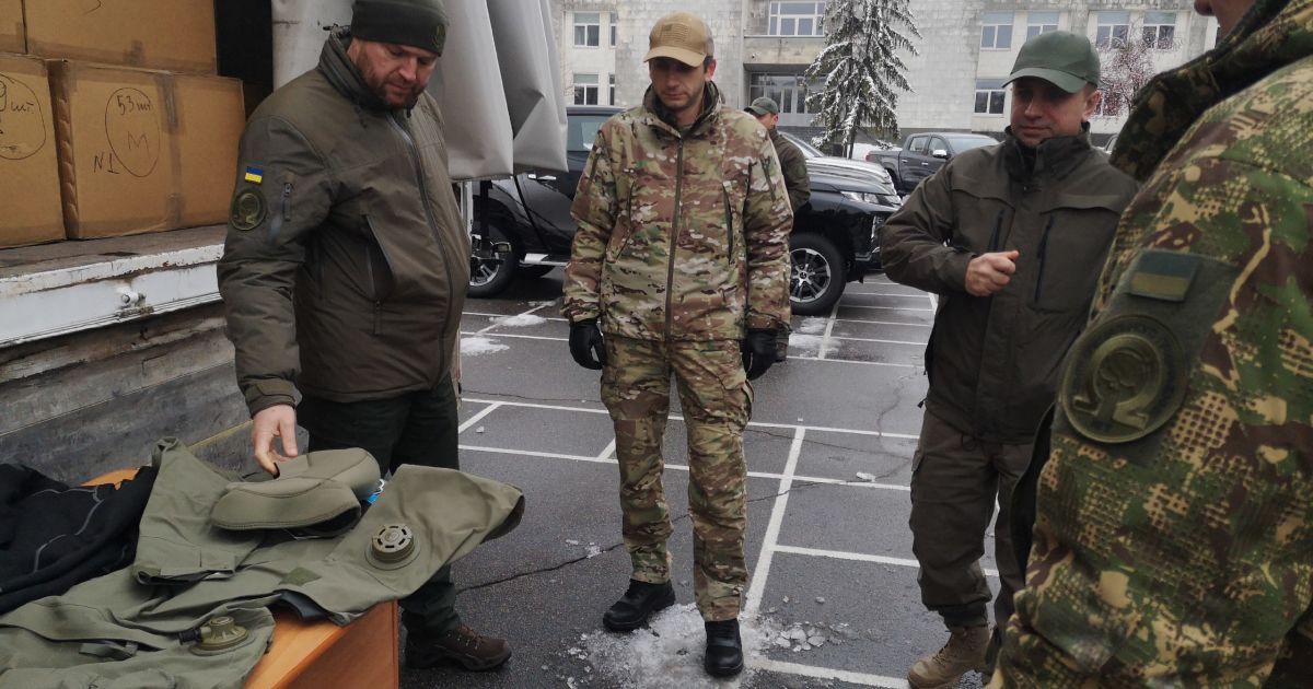 Авіакомпанія «Українські вертольоти» надала захисникам України чергову партію спорядження й обладнання на близько 39 млн грн