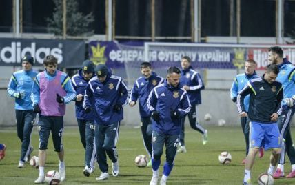 Футбольная сборная Украины улетела на поединок с испанцами в евроотборе