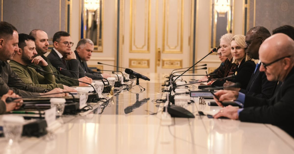 Встреча президента Владимира Зеленского с главой Пентагона Ллойдом Остином