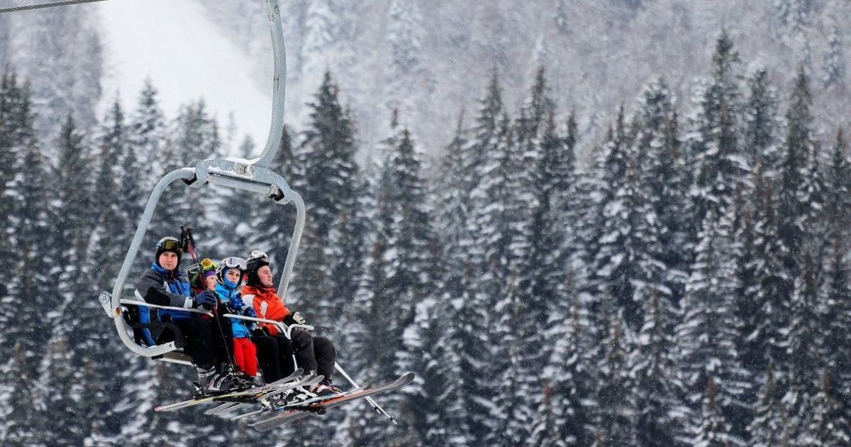 Вторник будет по-весеннему теплым, а в Карпатах возможен сход лавин. Прогноз погоды на 26 декабря