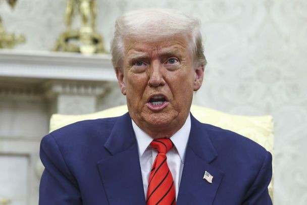 ЕС и Британия ввели новые санкции против РФ без США: что ответил Трамп