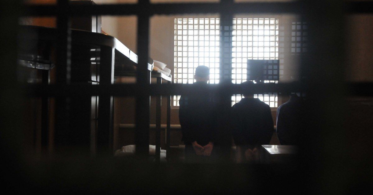 "Воспитательные работы" в колонии на Волыни закончились убийством осужденного: еще один находится в реанимации