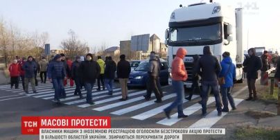 На Ровенщине "евробляхер" наехал автомобилем на руководителя патрульной полиции области