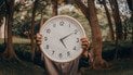 Коли переводять годинники на зимовий час 2026 року