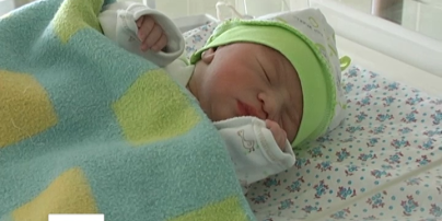 Перша дитина 2016 року в Україні з'явилася на світ на першій його хвилині