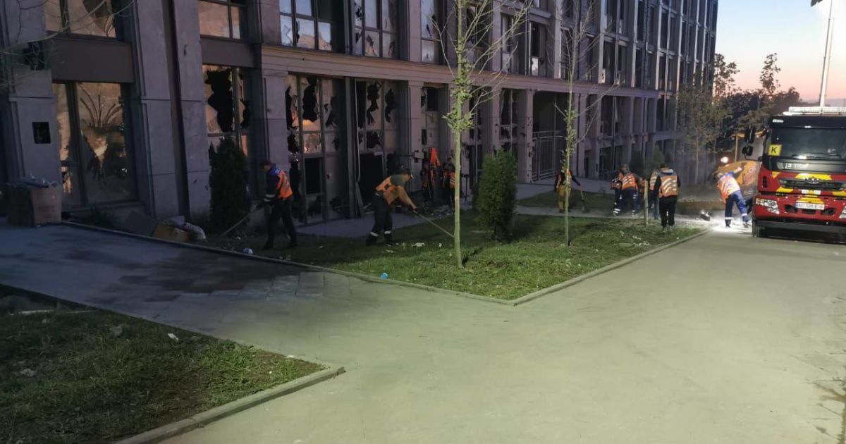 На місці ракетного удару в Дніпрі