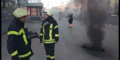 У центрі Києва на Хрещатику загорілися підземні комунікації
