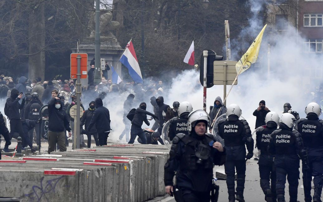 © Associated Press