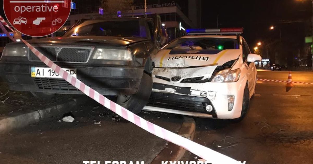 ДТП Київ підліток і патрульні_7 / © Facebook/Киев Оперативный