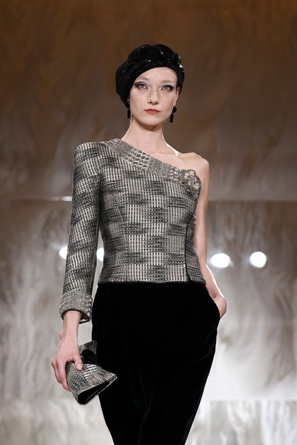 Показ Giorgio Armani Prive осень-зима 2025-2026 / © Associated Press
