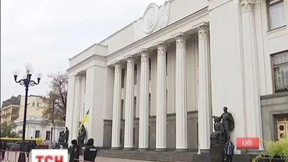 Новий держбюджет: уряд запланував підвищення мінімальної заробітної плати