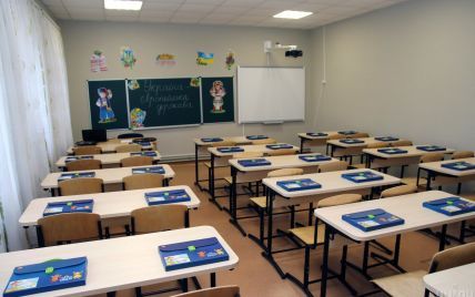 У 2021-2022 навчальному році українські школярі відпочиватимуть за новим графіком