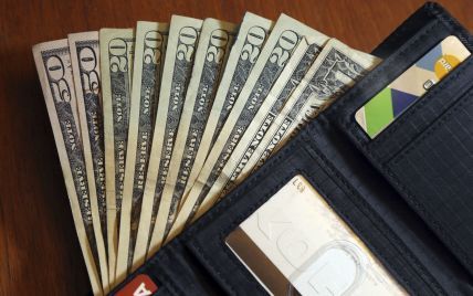 Курс валют на 26 ноября: сколько стоят доллар, евро и злотый