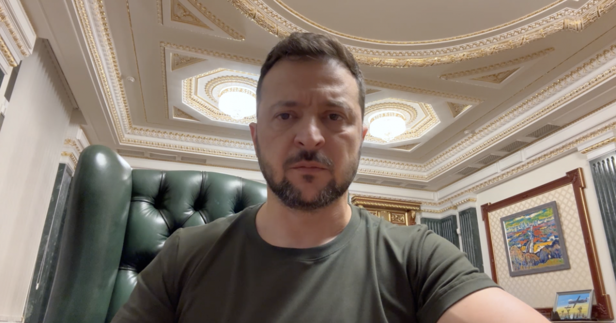 Президент Украины Владимир Зеленский убеждает, что Усика уже отпустили