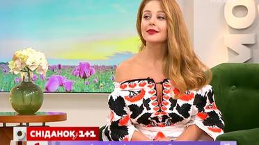 Тина Кароль рассказала, как помогает детям