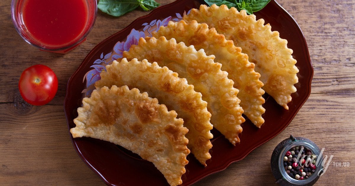 Миничебуреки с сыром