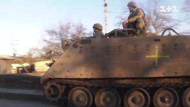 Місце проклятих: росіяни намагаються повернути контроль над трасою і нищить все живе на ній