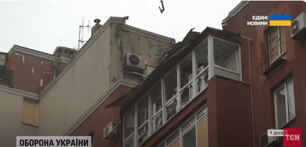 Россияне обстреляли жилые дома в Днепре / © ТСН