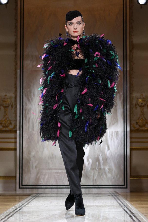 Показ Giorgio Armani Prive осень-зима 2025-2026 / © Associated Press