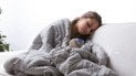 12 порад, як виспатися вночі під час застуди