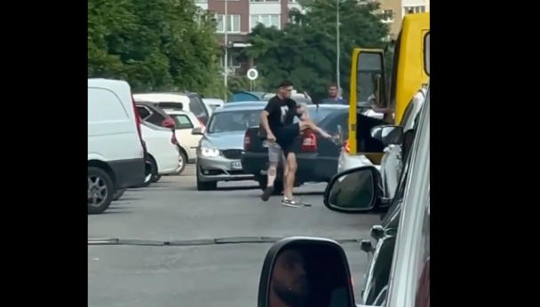 Бійка таксистів у Києві / © скриншот з відео