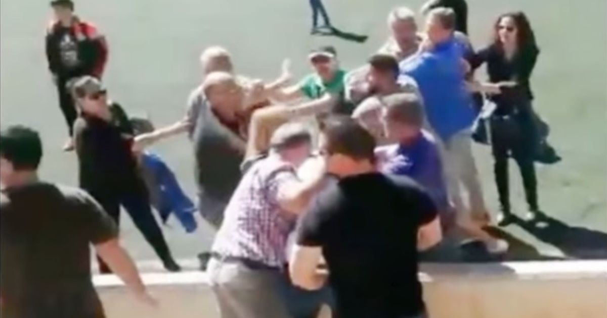 В Іспанії на дитячому футбольному матчі побилися батьки