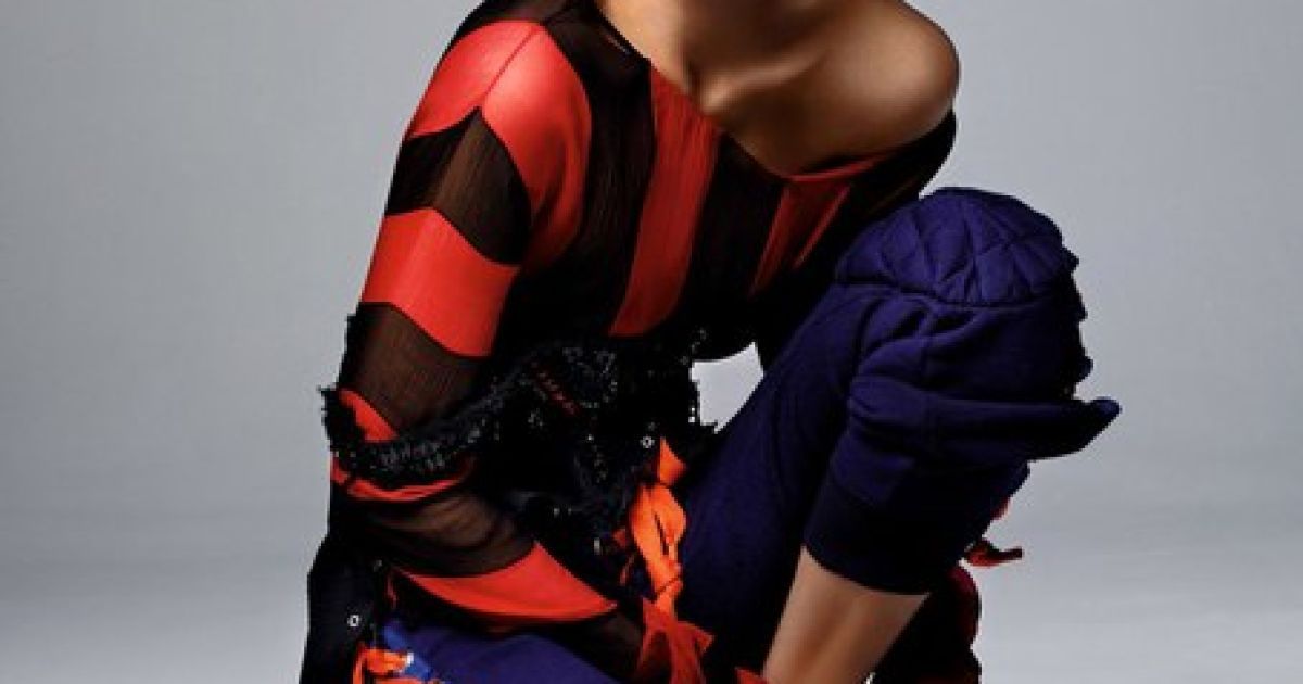 Джиджи Хадид в фотосессии для Vogue China