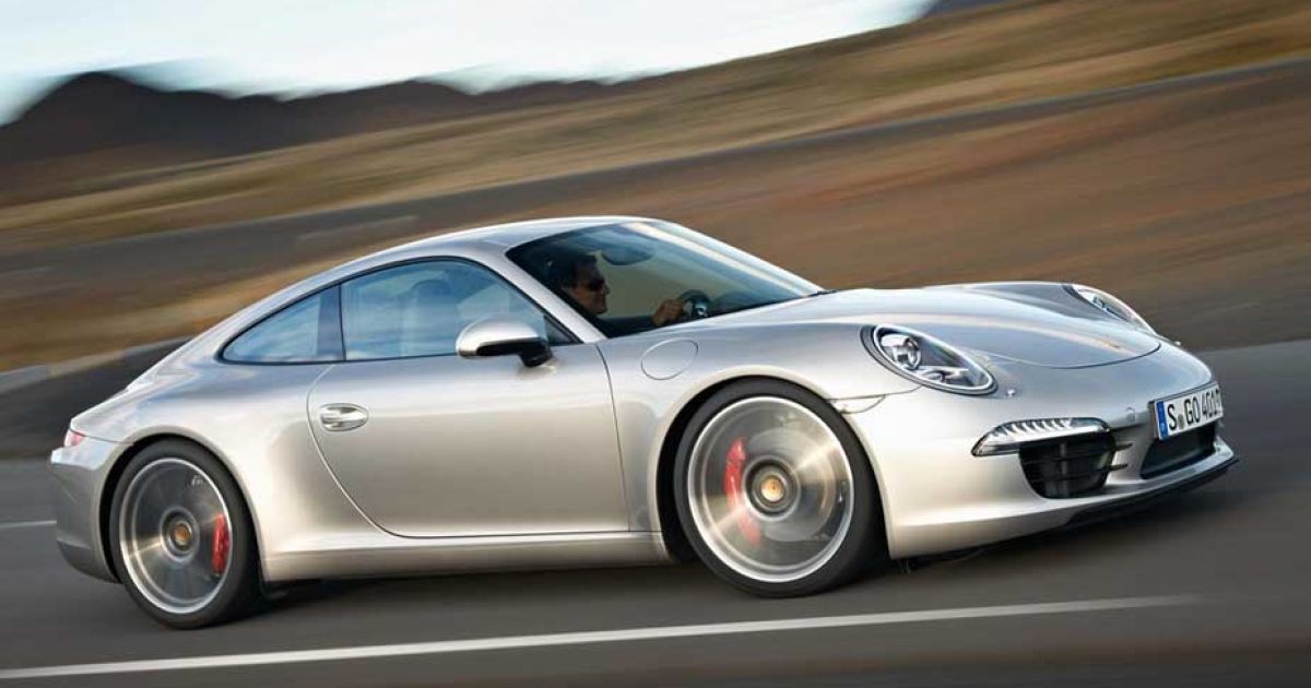 Porsche показала видеоролик новой версии 911 Carrera