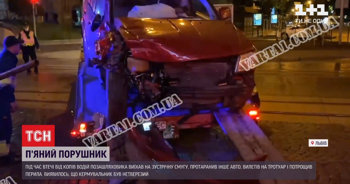 Во Львове водитель внедорожника, убегая от копов, протаранил авто и врезался в дом