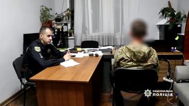 У Франківську поліція затримала трьох чоловіків, які побили військового